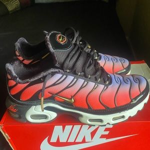 Nike Air Max Wmn Size 9